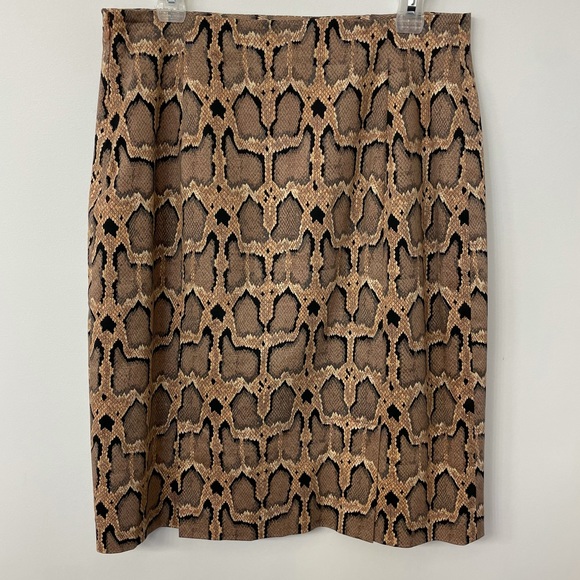 Snake Pattern Skirt, Size 12 - Picture 2 of 12